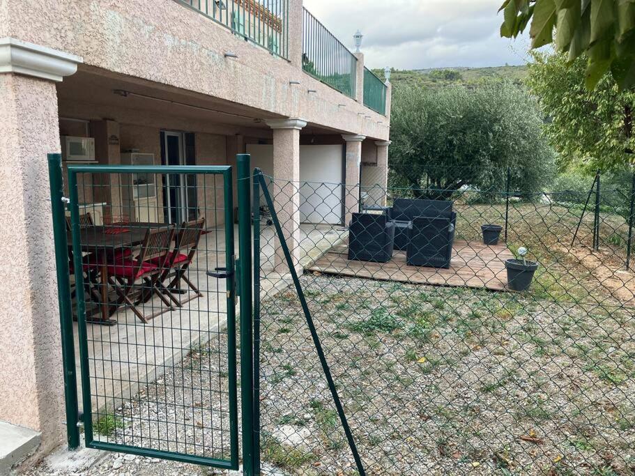 Appartement Le Jutini Caunes-Minervois Exterior foto